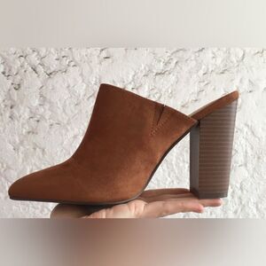 Justfab Mod Block Heeled Mule Size 6